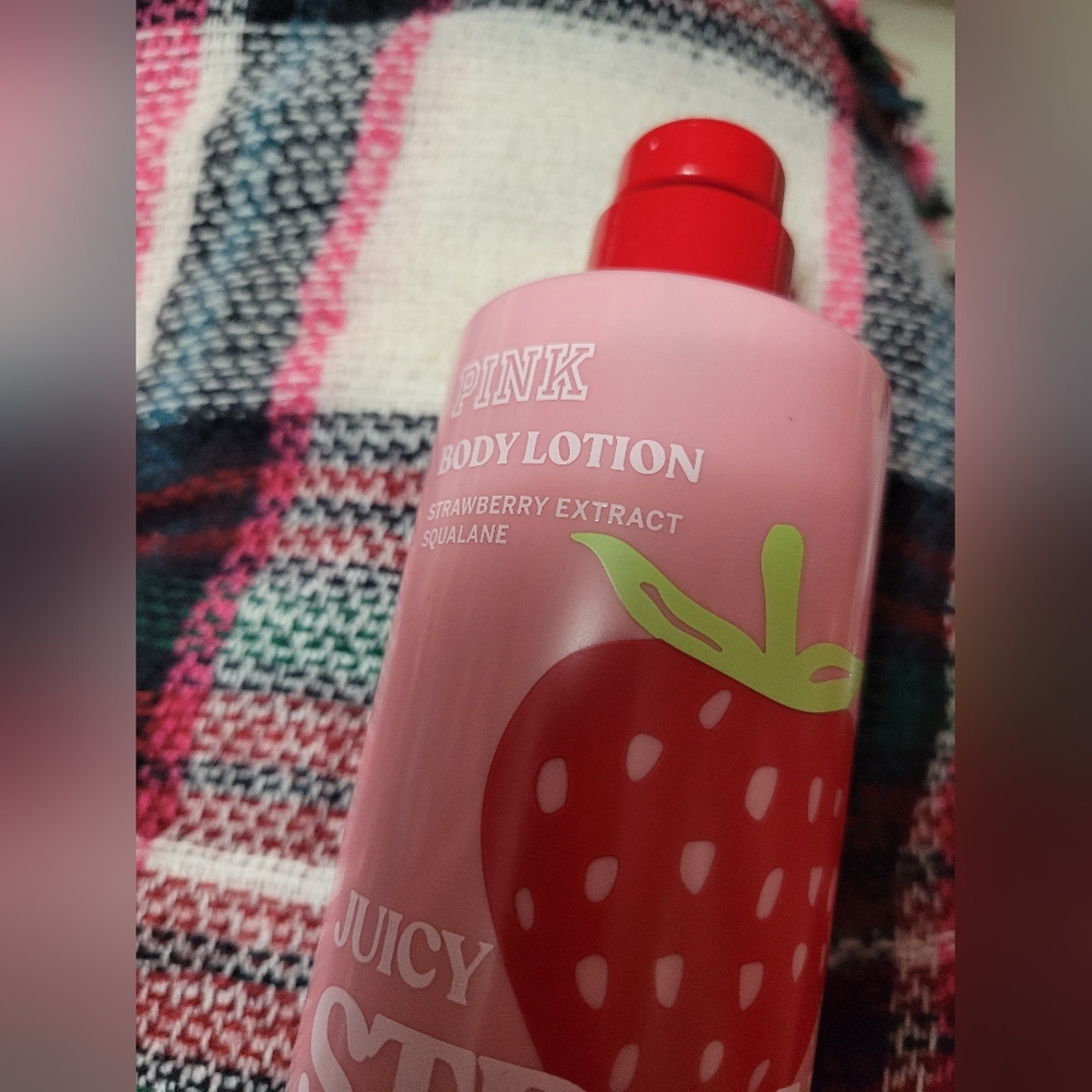 VICTORIA'S SECRET PINK JUICY STRAWBERRY BODY LOTION 12 oz NEW - Picture 2 of 5
